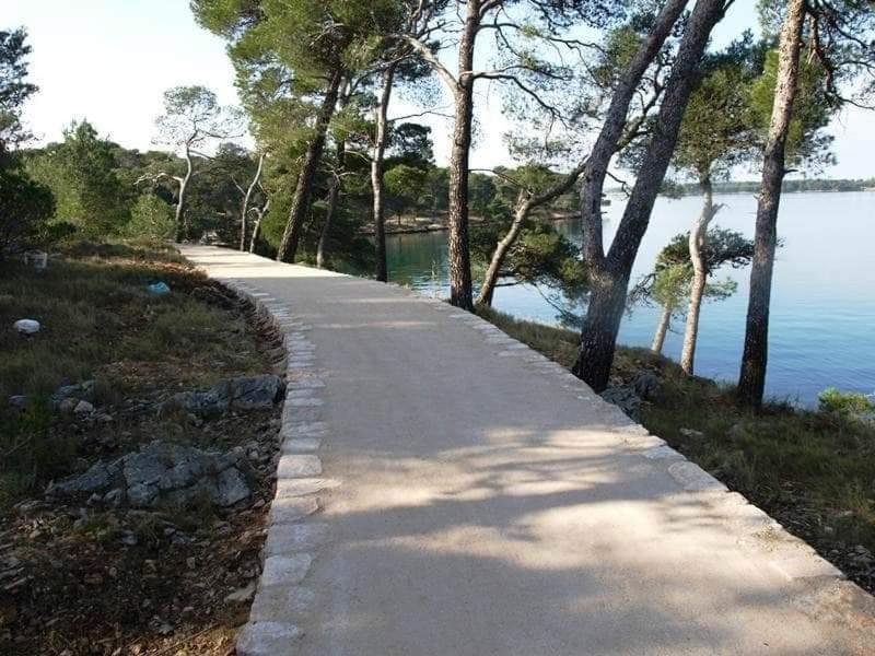 Apartment Bilo Near Primošten