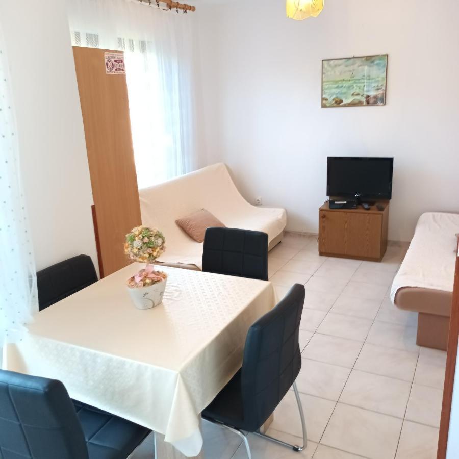 Apartment Bilo Near *